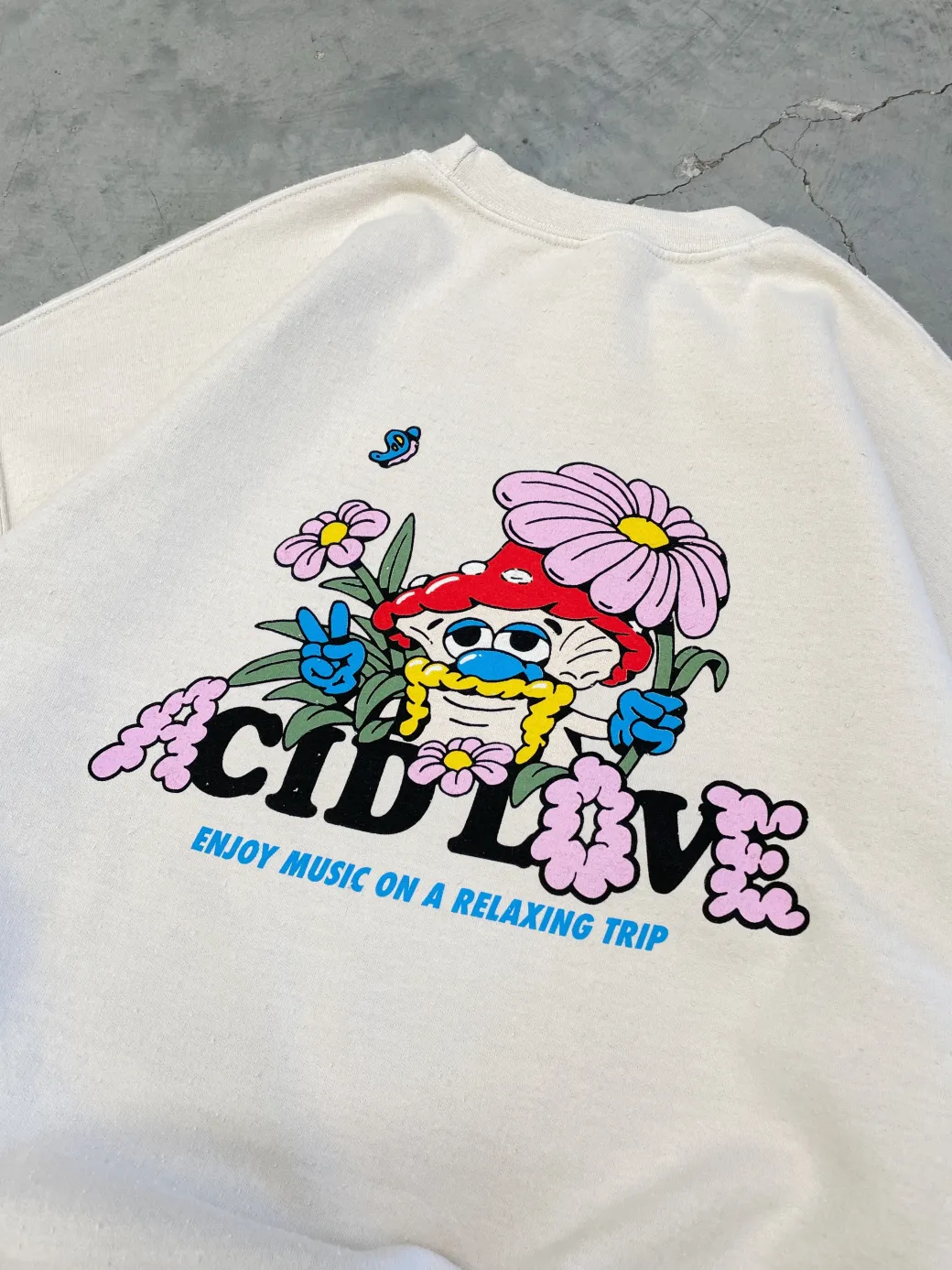 Acid Love 'Mushroom' Vintage Washed Sweater - Cream