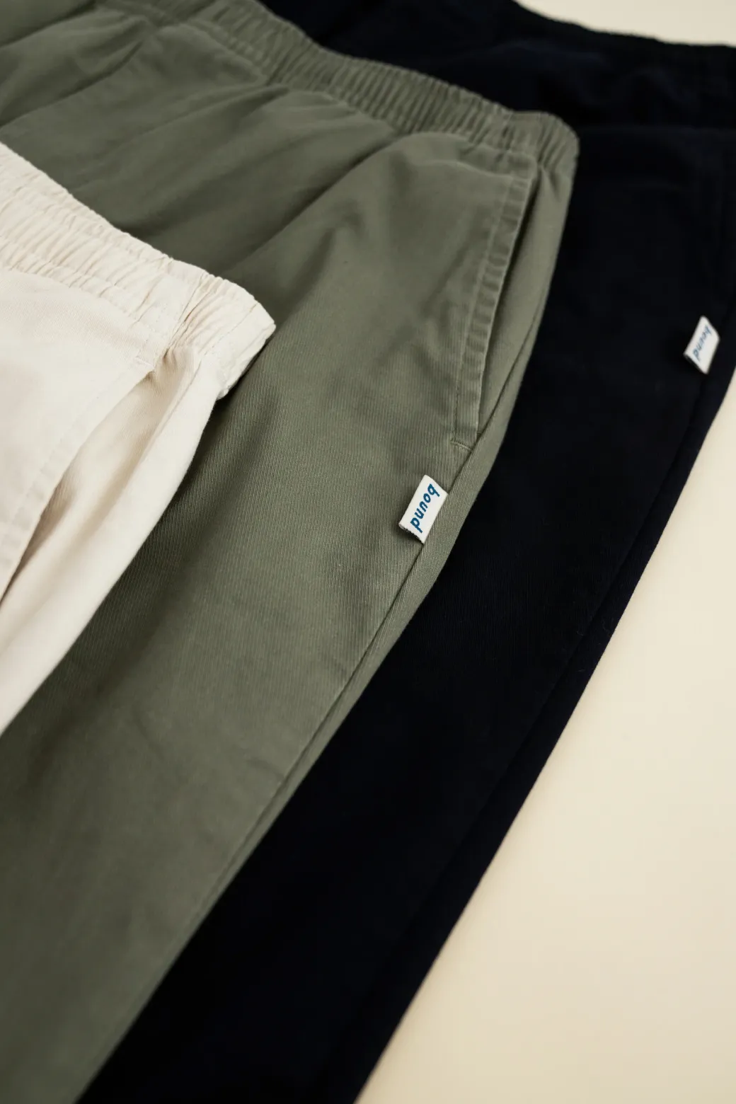 bound William Staple Cotton Trousers - Olive
