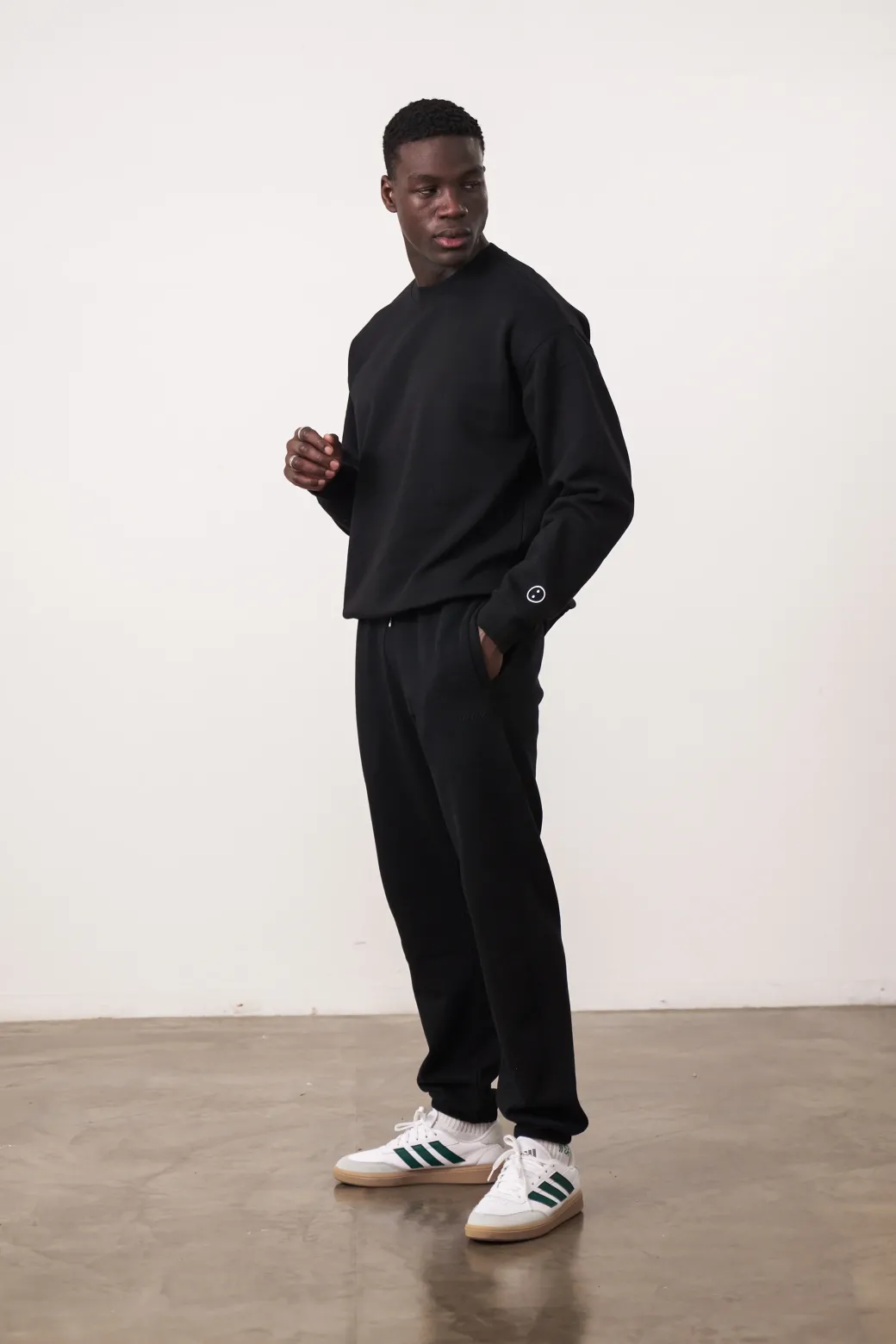 Essentials Premium Sweater - Black