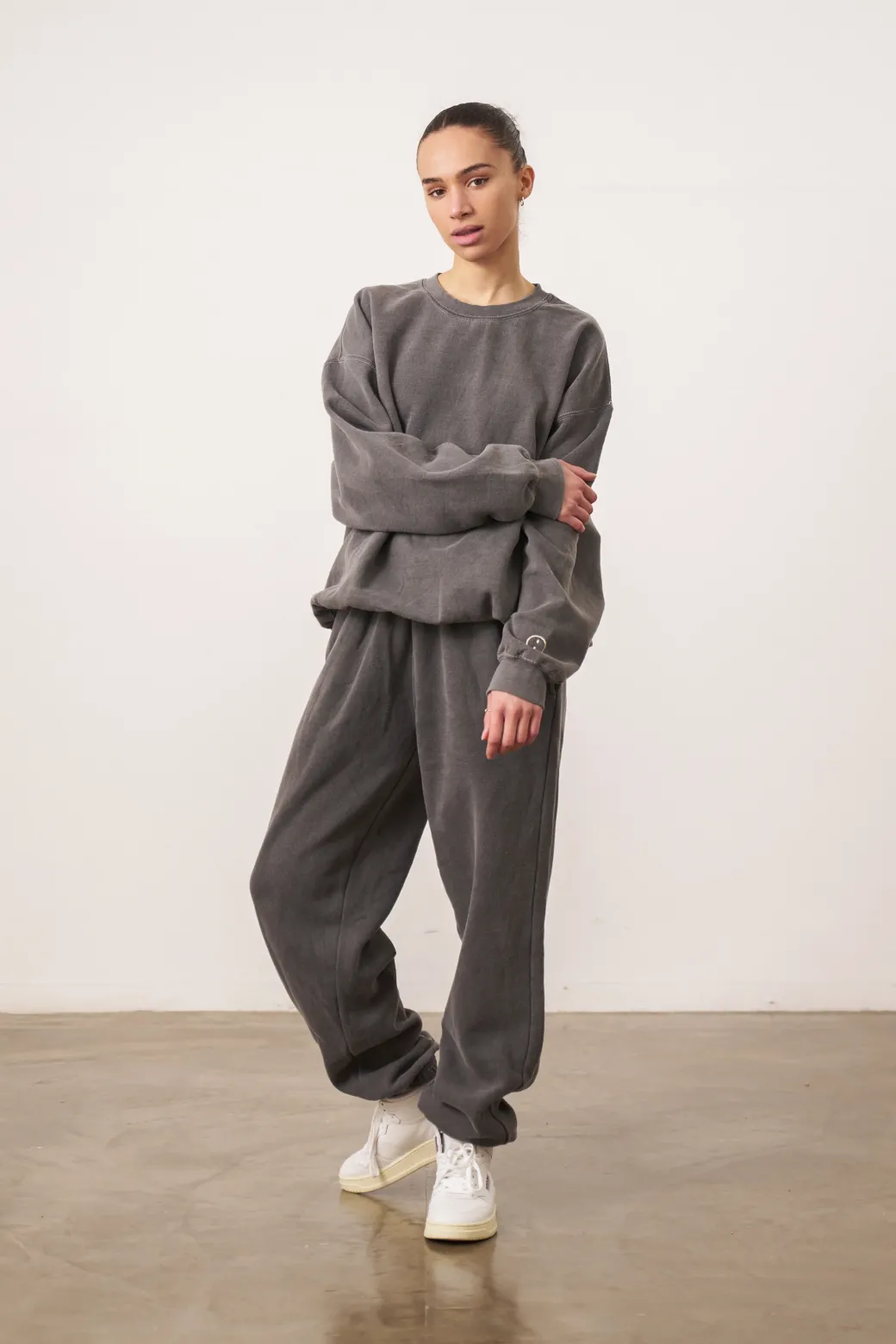 Essentials Vintage Washed Sweater - Charcoal
