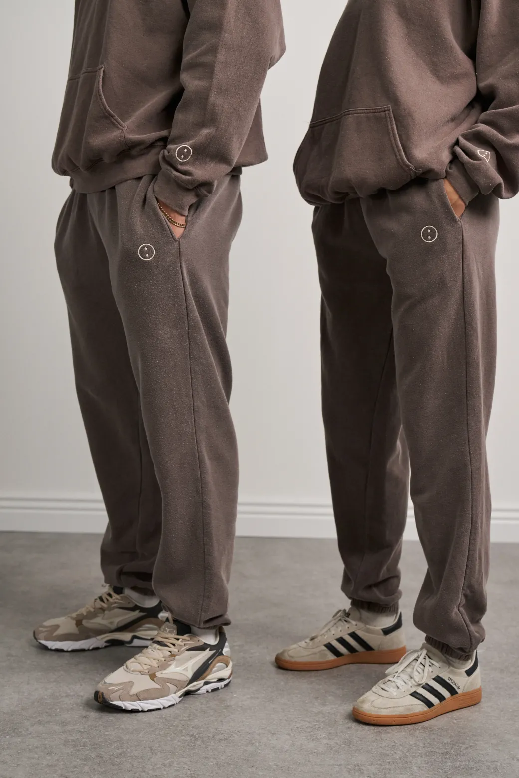 Essentials Vintage Washed Sweater & Jogger Set - Cocoa