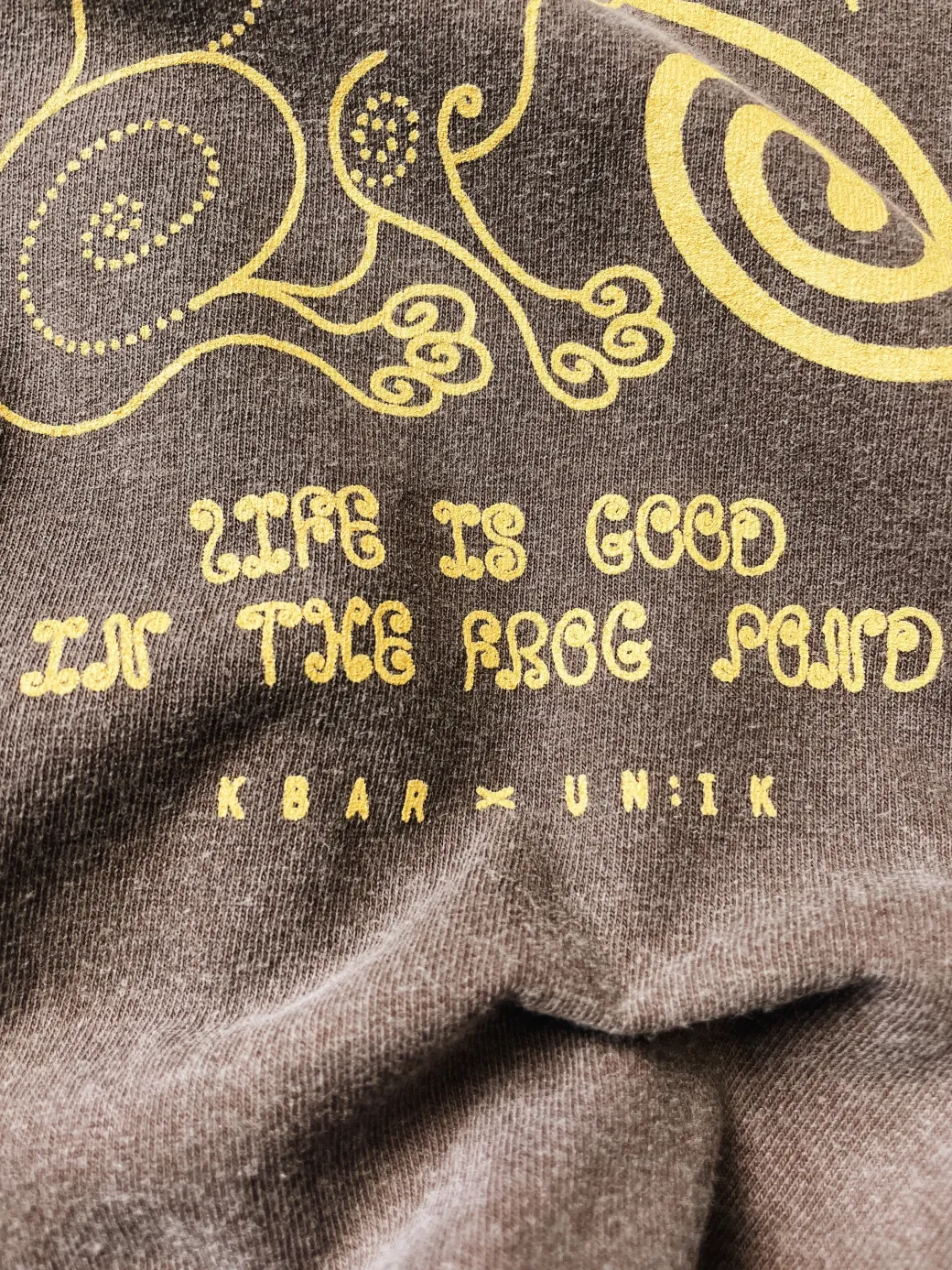 KBAR X UN:IK 'Frog Pond' Vintage Washed Tee - Chocolate