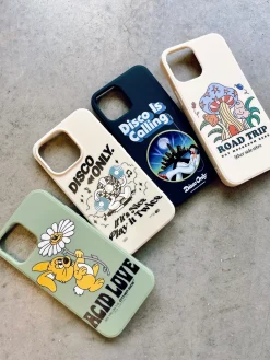 Other Side Store 'Road Trip' Phone Case - Cream