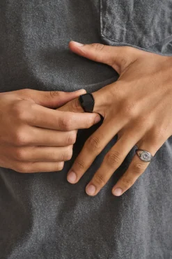 Trippy Signet Ring - Silver