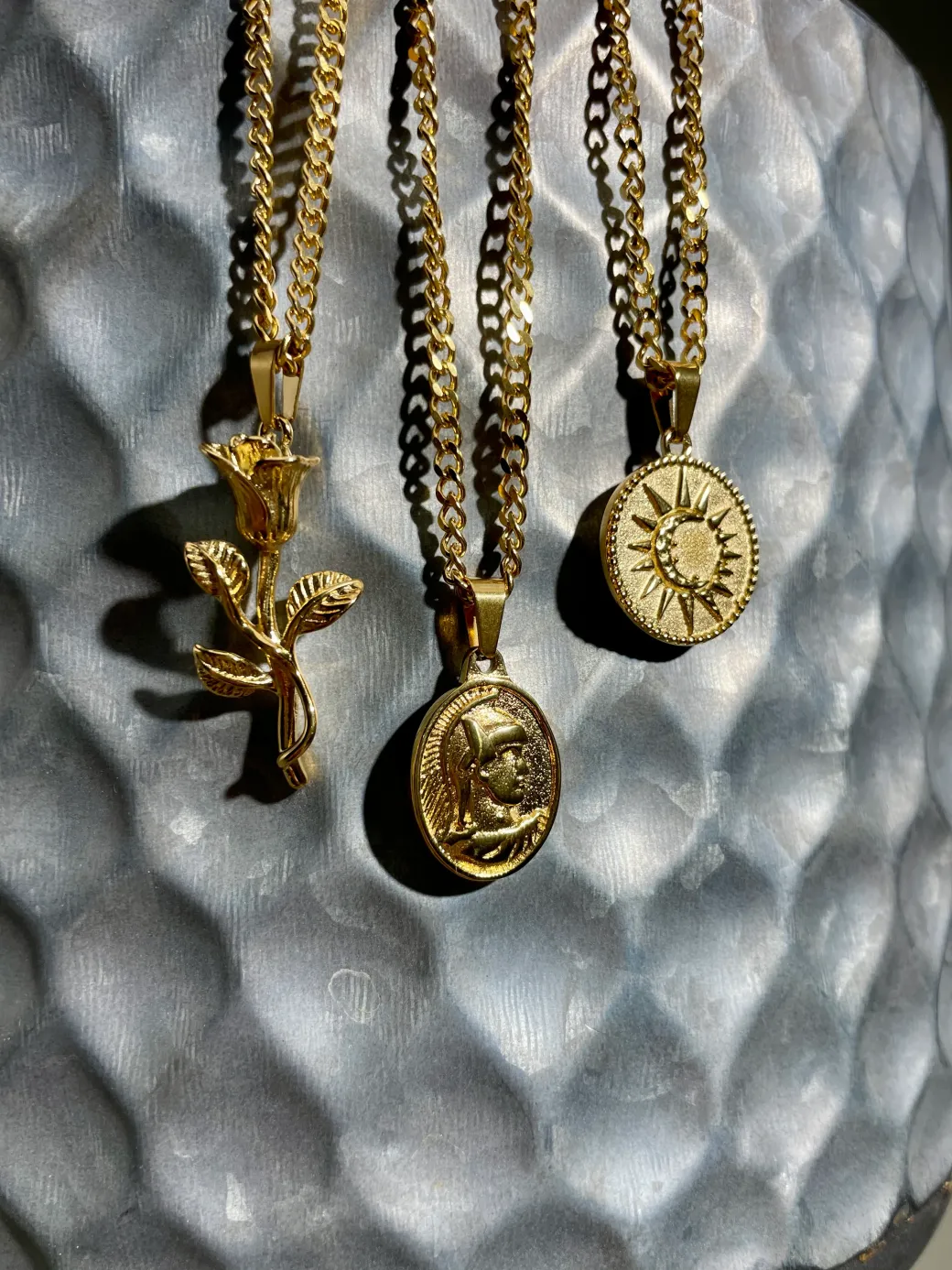Valentine Pendant Necklace - Silver / Gold